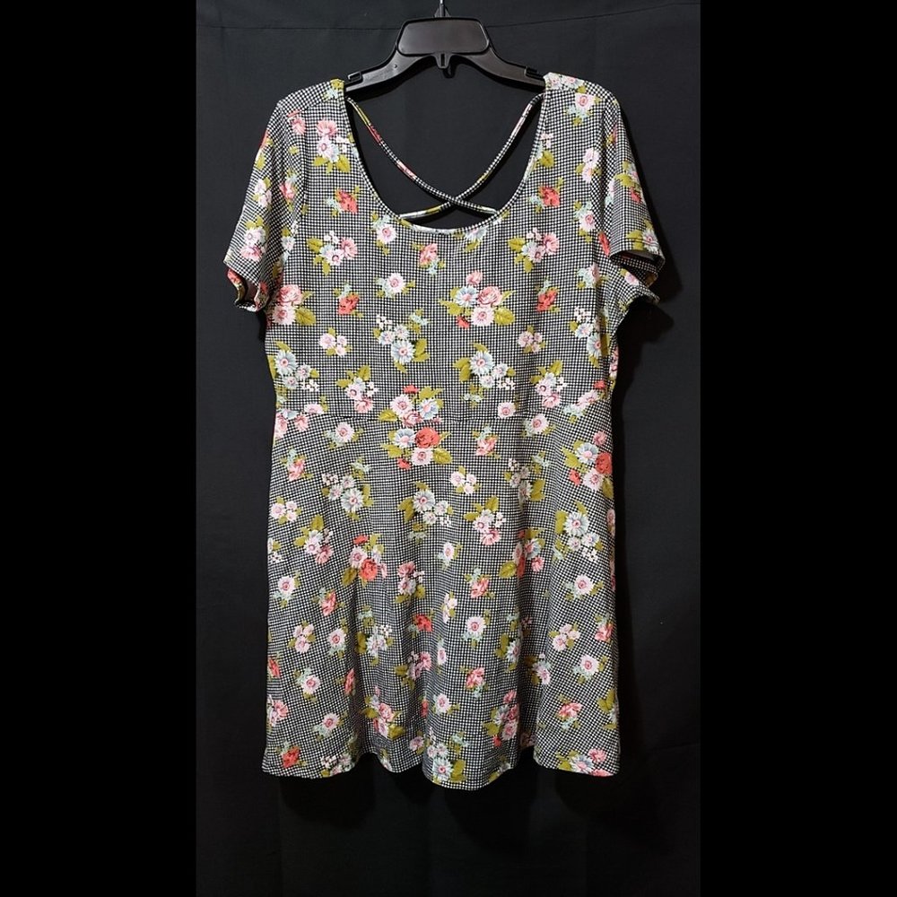 [2X] Forever 21 Plus - Floral Gingham Skater Dress